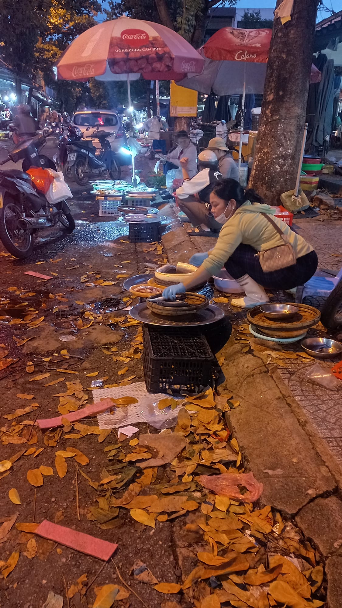 Quán ẩm thực đường phố về đêm tại Đà Nẵng